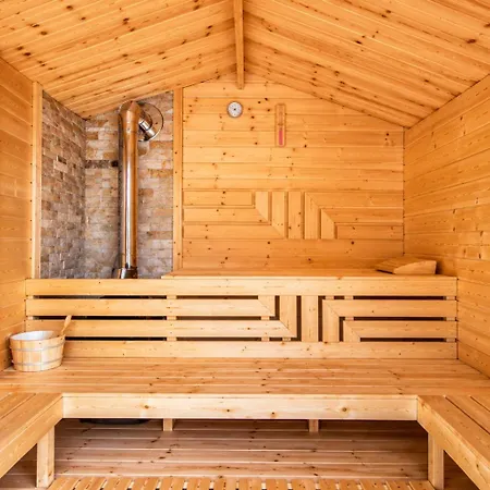 Guest house Slunchev Cviat